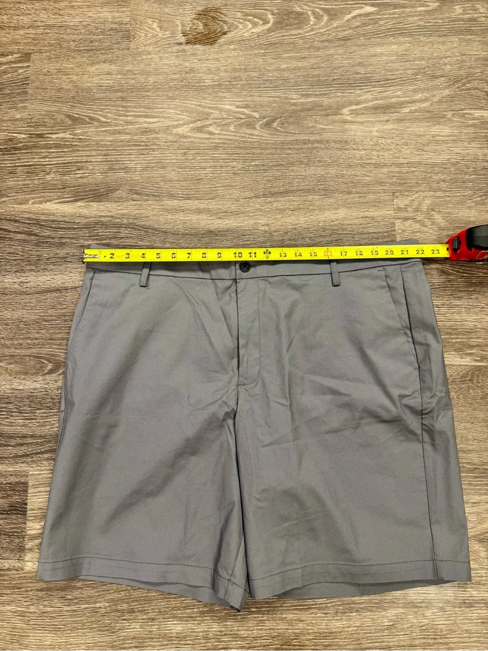 NWT Banana Republic Men’s Stretch Chino Shorts Gray Size 42 9” Quick Dry